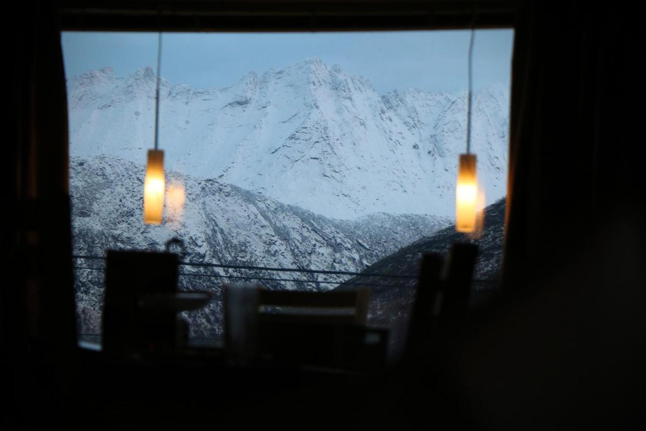 Vacation Home In Fjordgard With Views Of Segla And The Fjord Eksteriør bilde